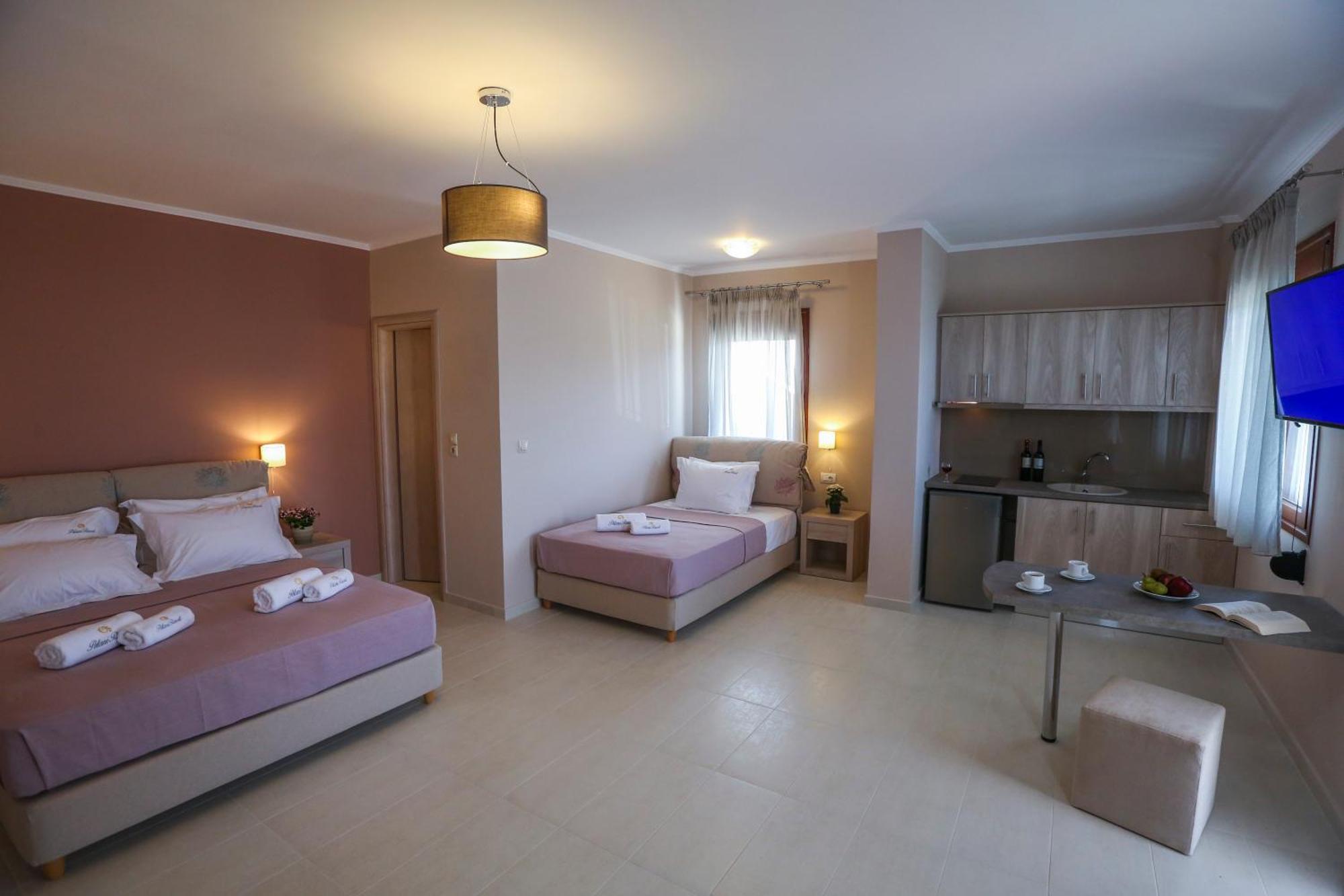 Petani Resort Vóvikes Habitación foto